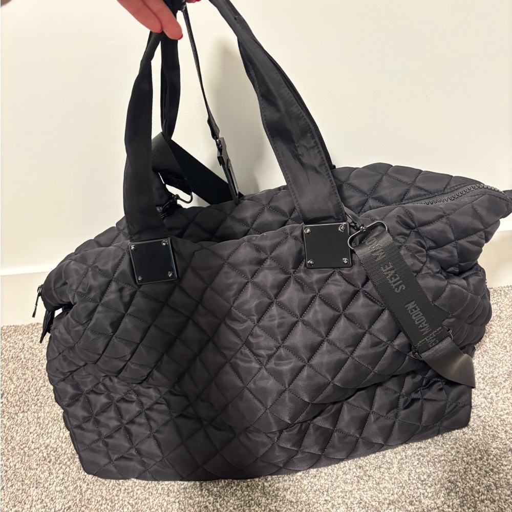 Steve Madden Quilted Weekender Bag for Travel